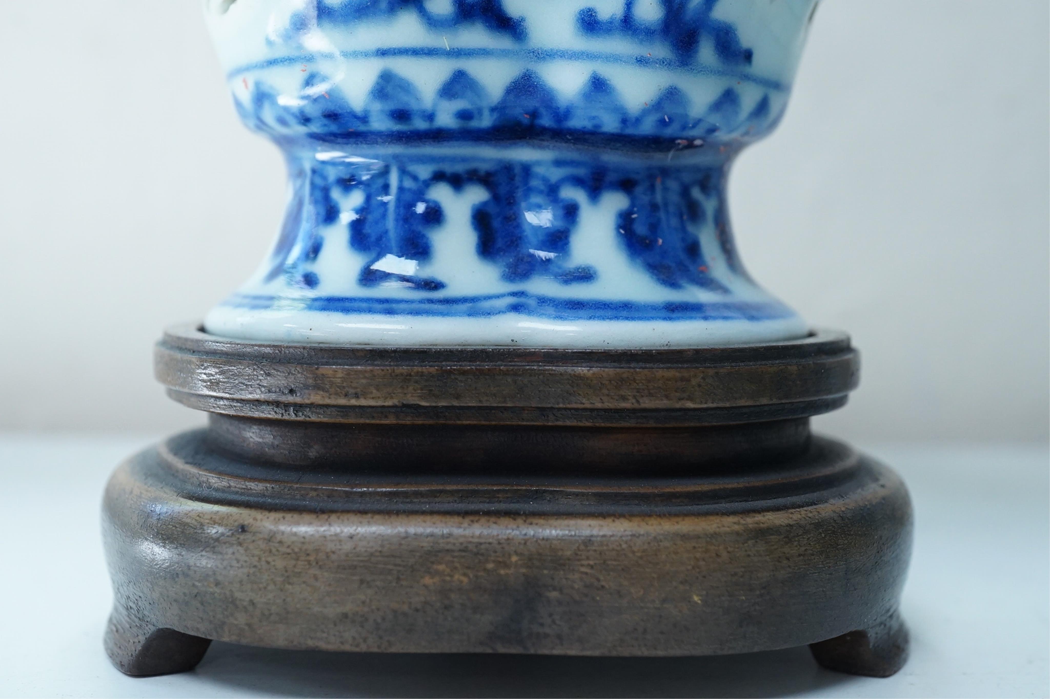 An unusual Chinese blue and white trefoil shaped double walled vase, Qianlong period